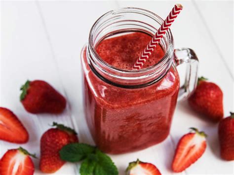 Instructions étape par étape pour préparer du jus de fraise